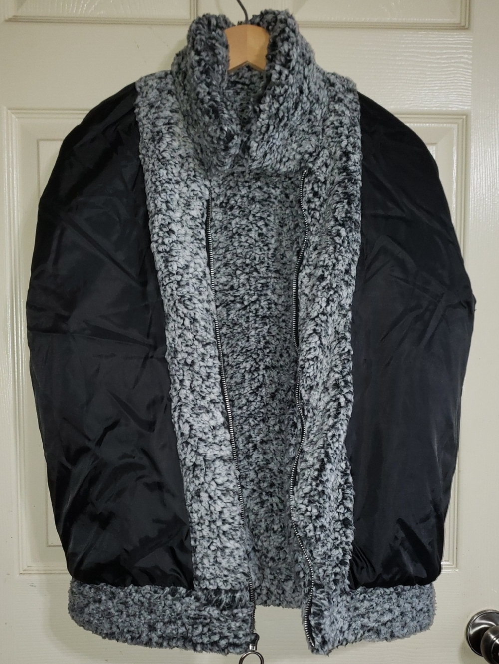 💘🖤💘 2PC Me Jane Black/Gray & Tan Zip Fleece Faux Shearling/Fur Teddy Jacket - Picture 8 of 16